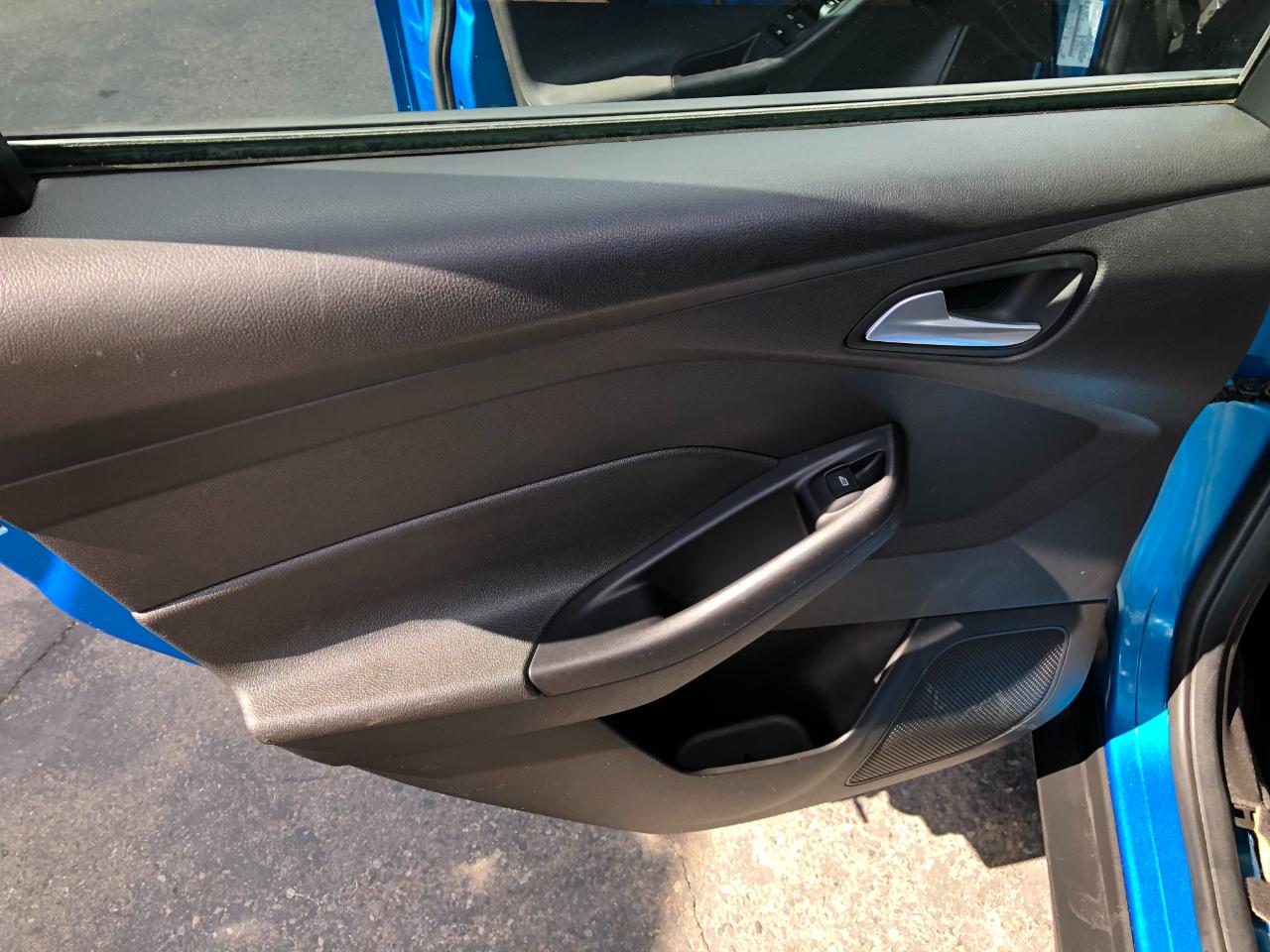 Ford Focus SE Hatch 2016