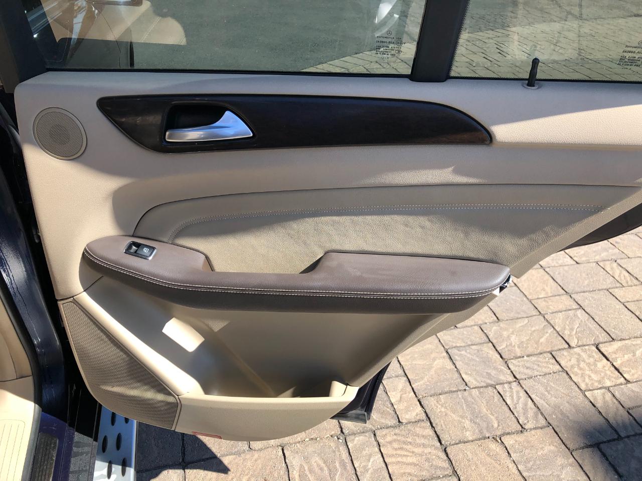 Mercedes-Benz M-Class ML350 4MATIC 2013