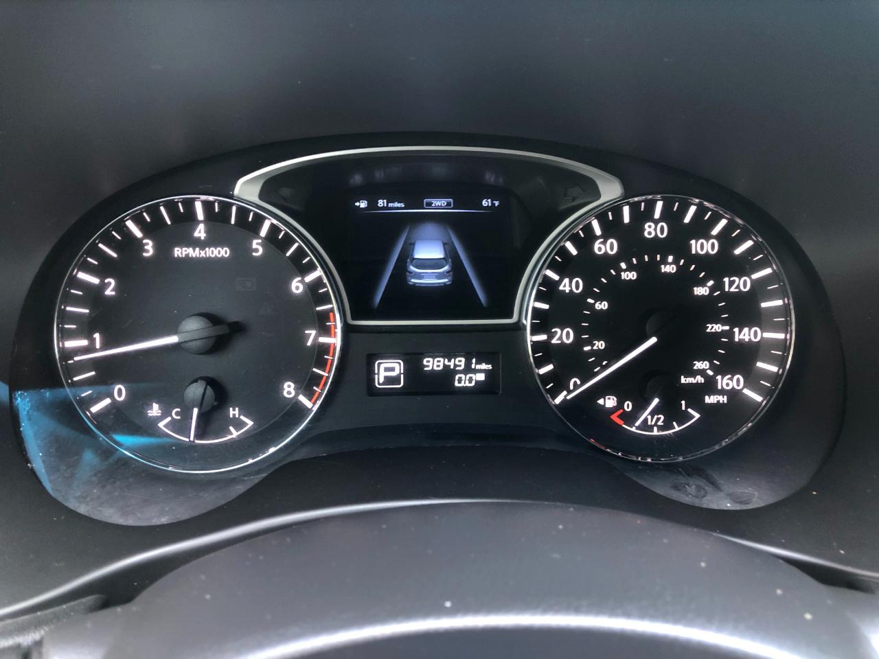 Nissan Pathfinder Platinum 4WD 2013