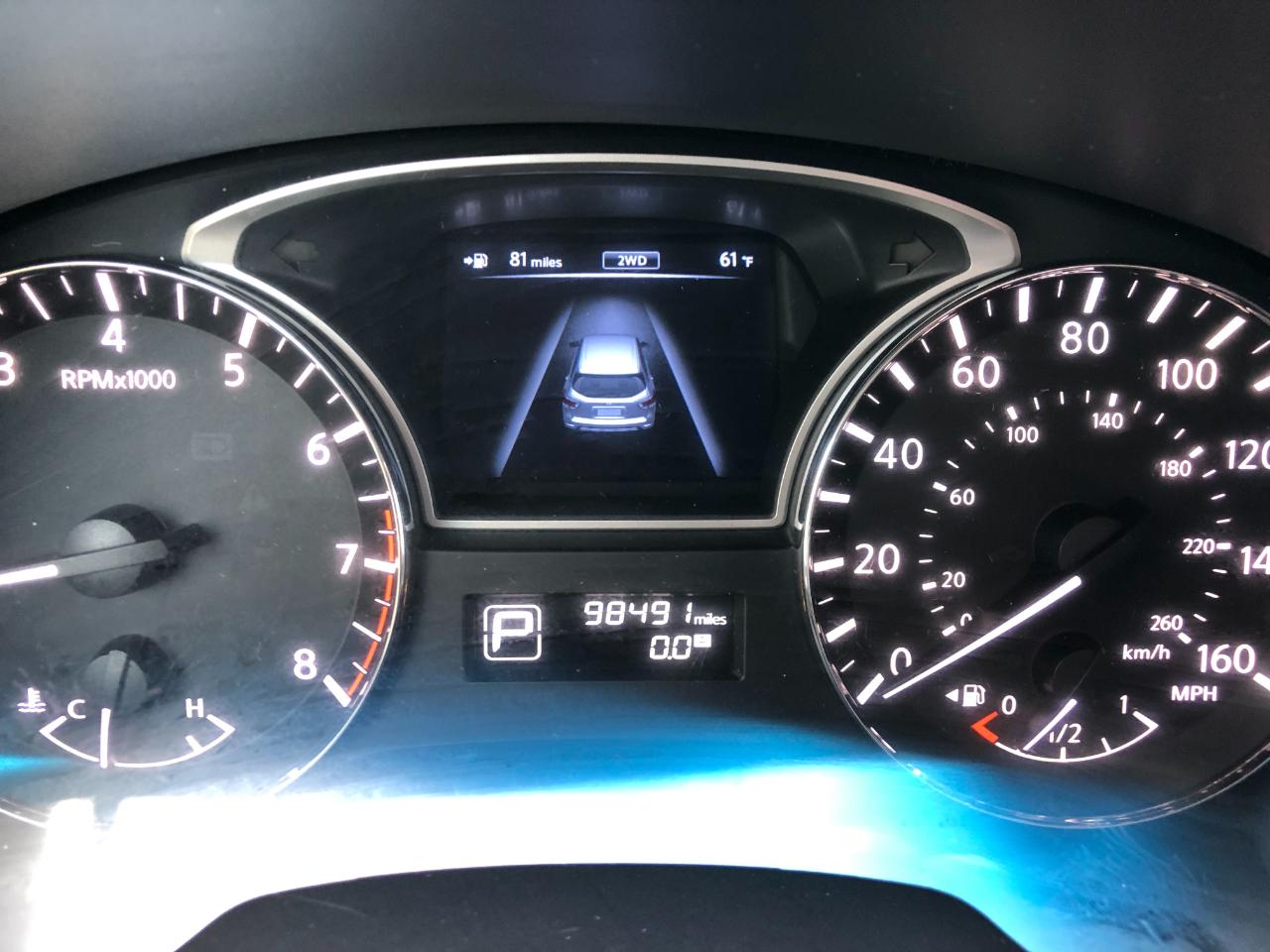 Nissan Pathfinder Platinum 4WD 2013