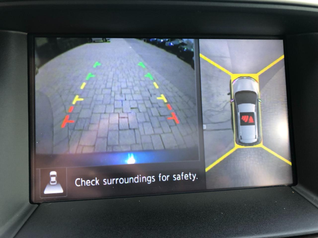 Nissan Pathfinder Platinum 4WD 2013