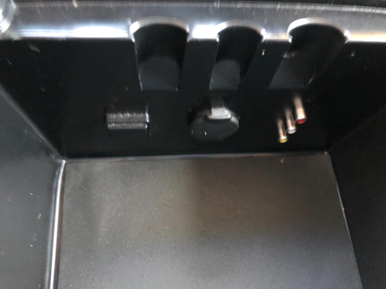 Nissan Pathfinder Platinum 4WD 2013