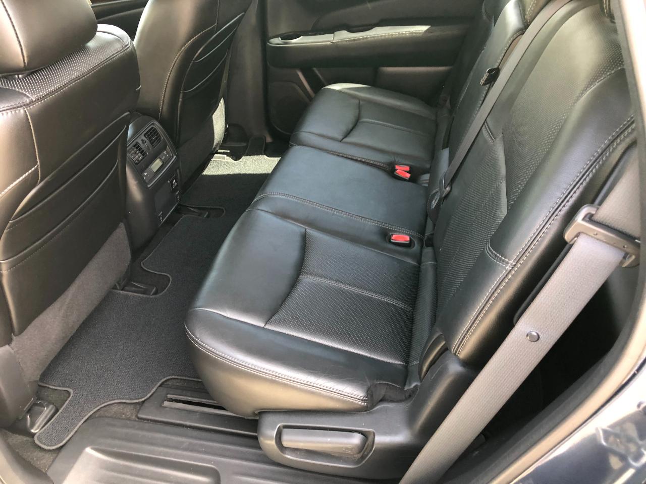 Nissan Pathfinder Platinum 4WD 2013