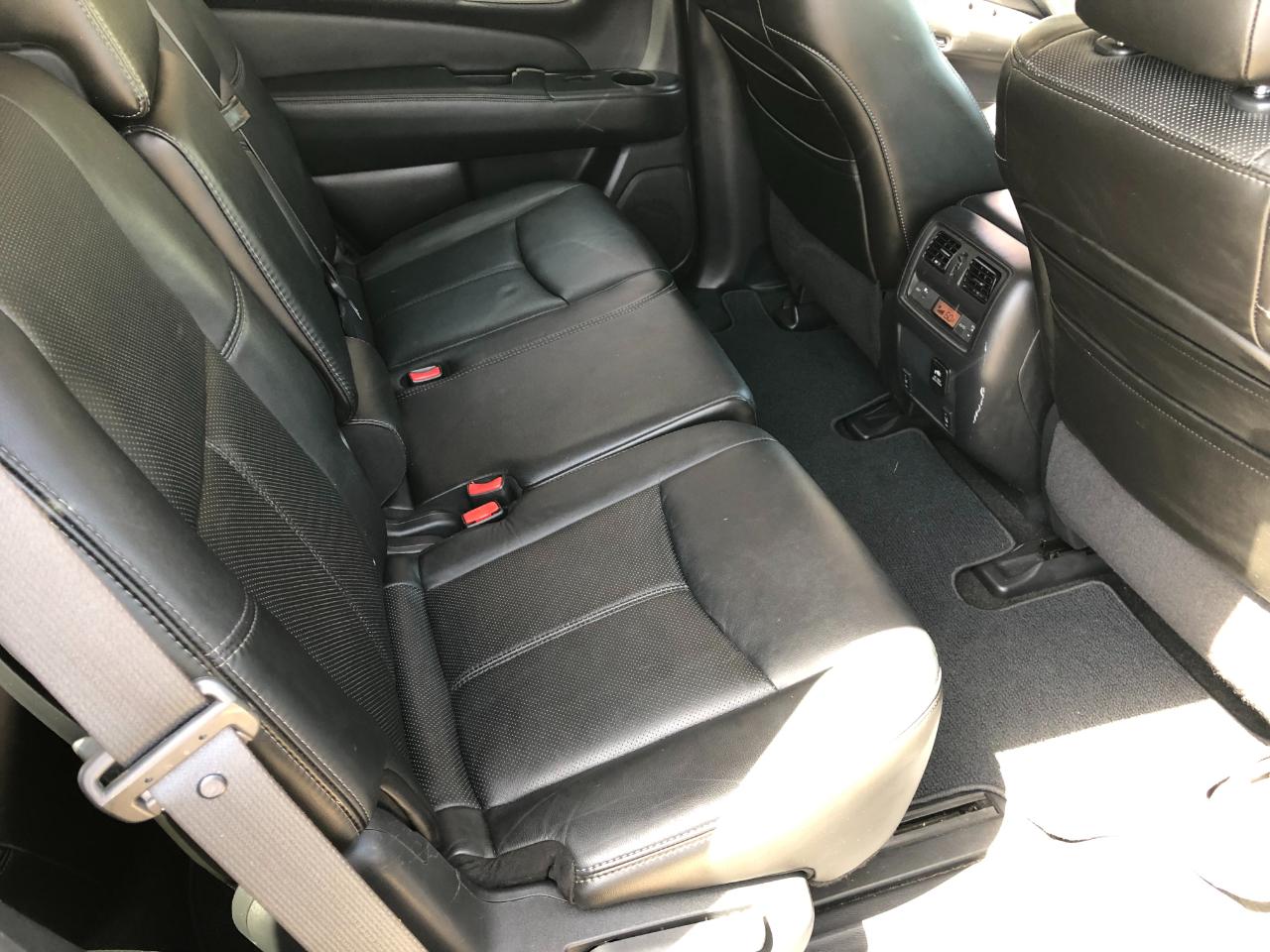 Nissan Pathfinder Platinum 4WD 2013