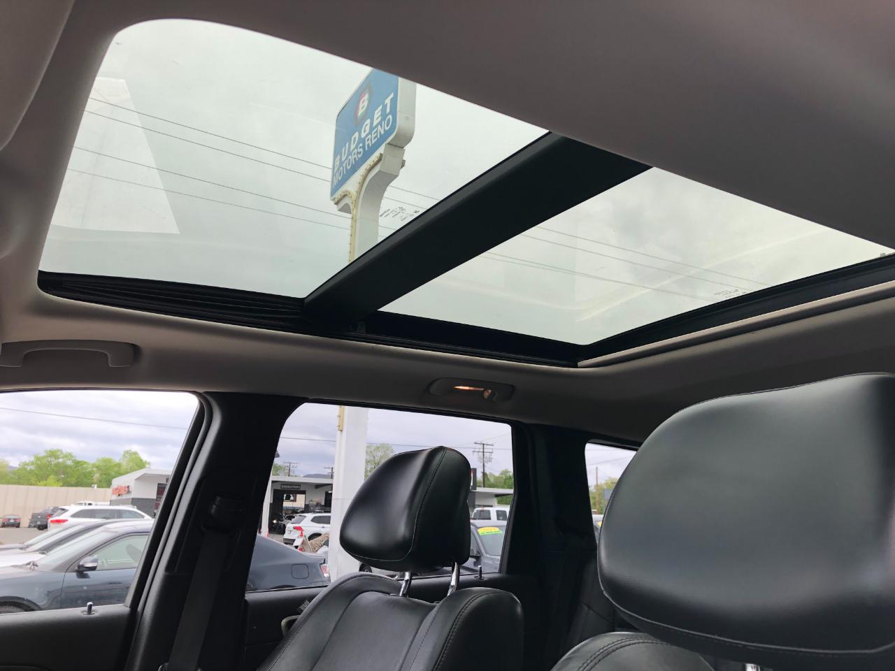 Jeep Grand Cherokee  2012