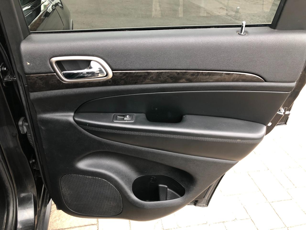 Jeep Grand Cherokee  2012