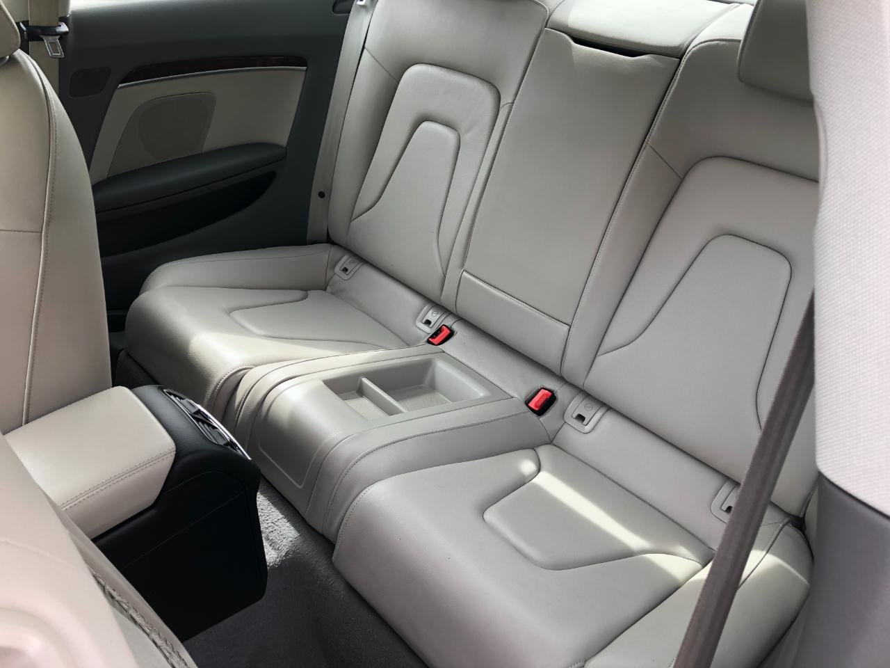 Audi A5 Coupe 2.0T quattro Tiptronic 2010