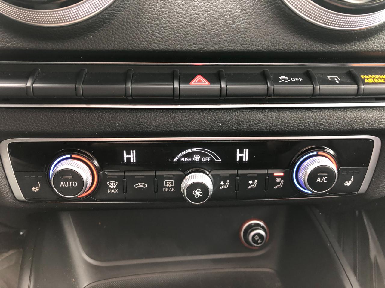 Audi A3 2.0T Premium Sedan quattro S tronic 2015