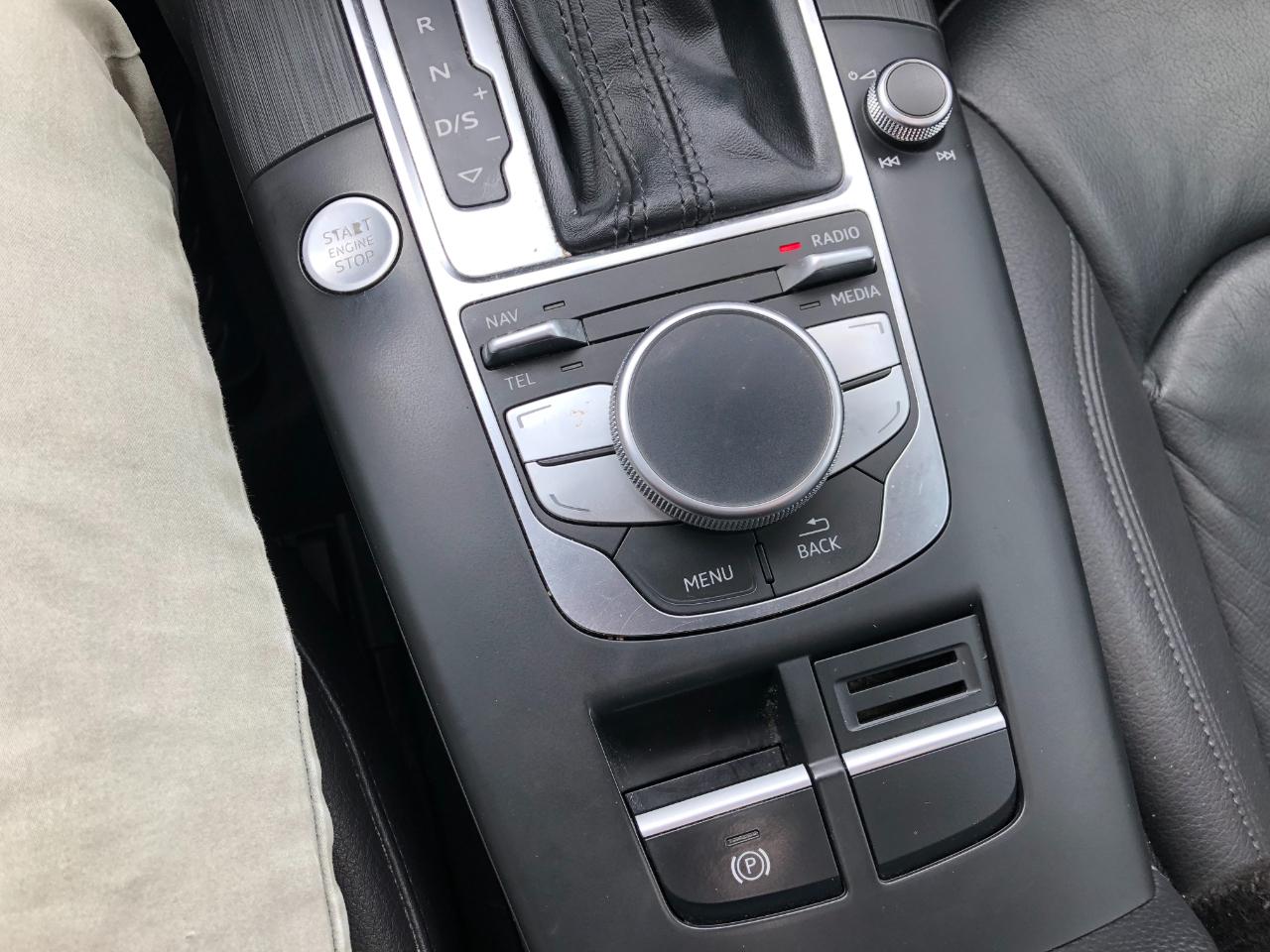 Audi A3 2.0T Premium Sedan quattro S tronic 2015