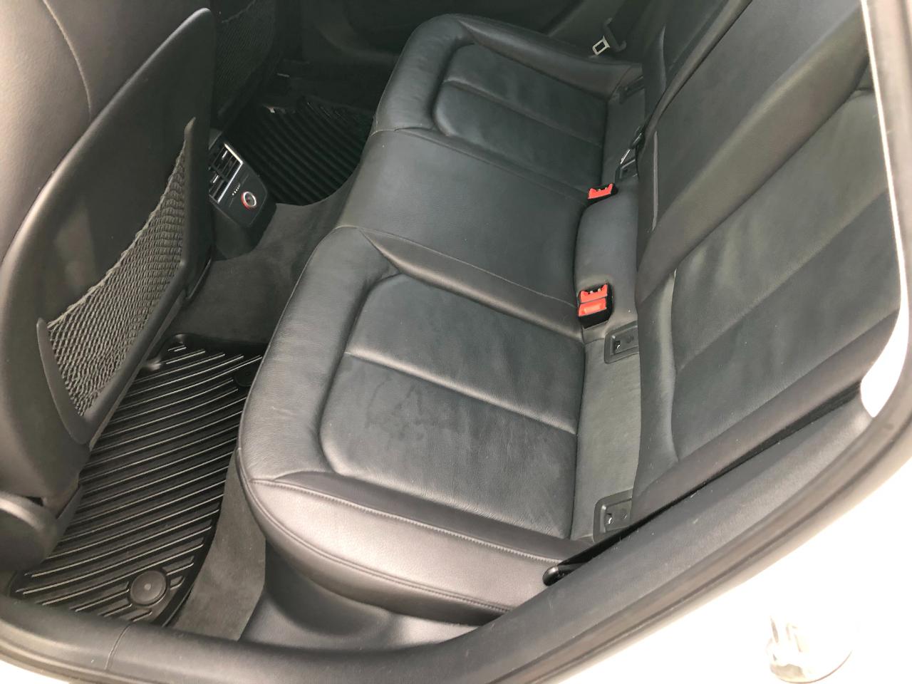 Audi A3 2.0T Premium Sedan quattro S tronic 2015