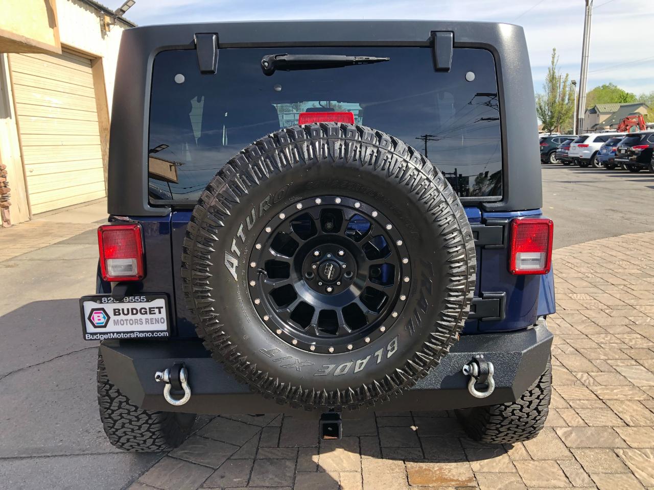 Jeep Wrangler Unlimited Sahara 4WD 2013