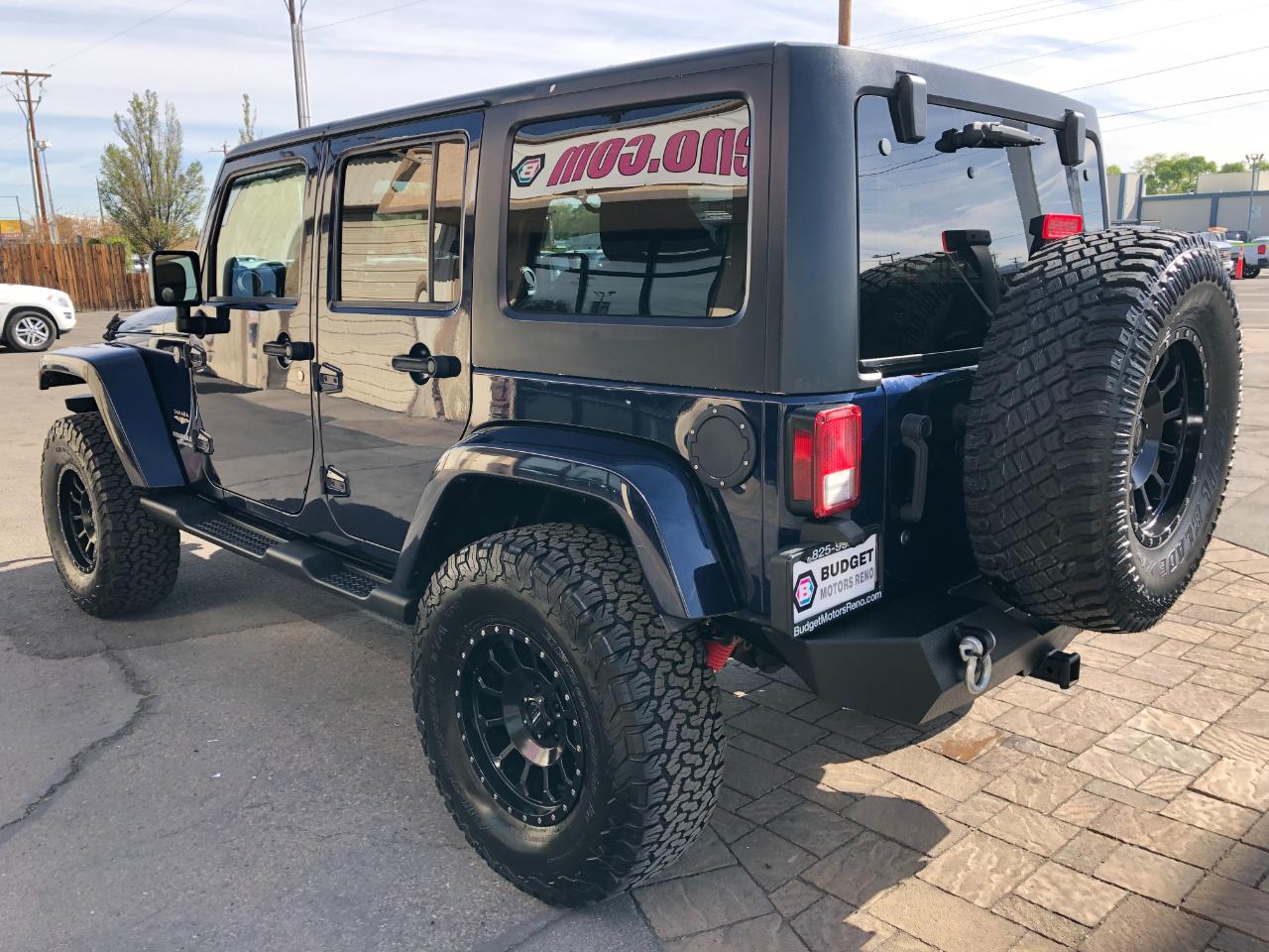 Jeep Wrangler Unlimited Sahara 4WD 2013