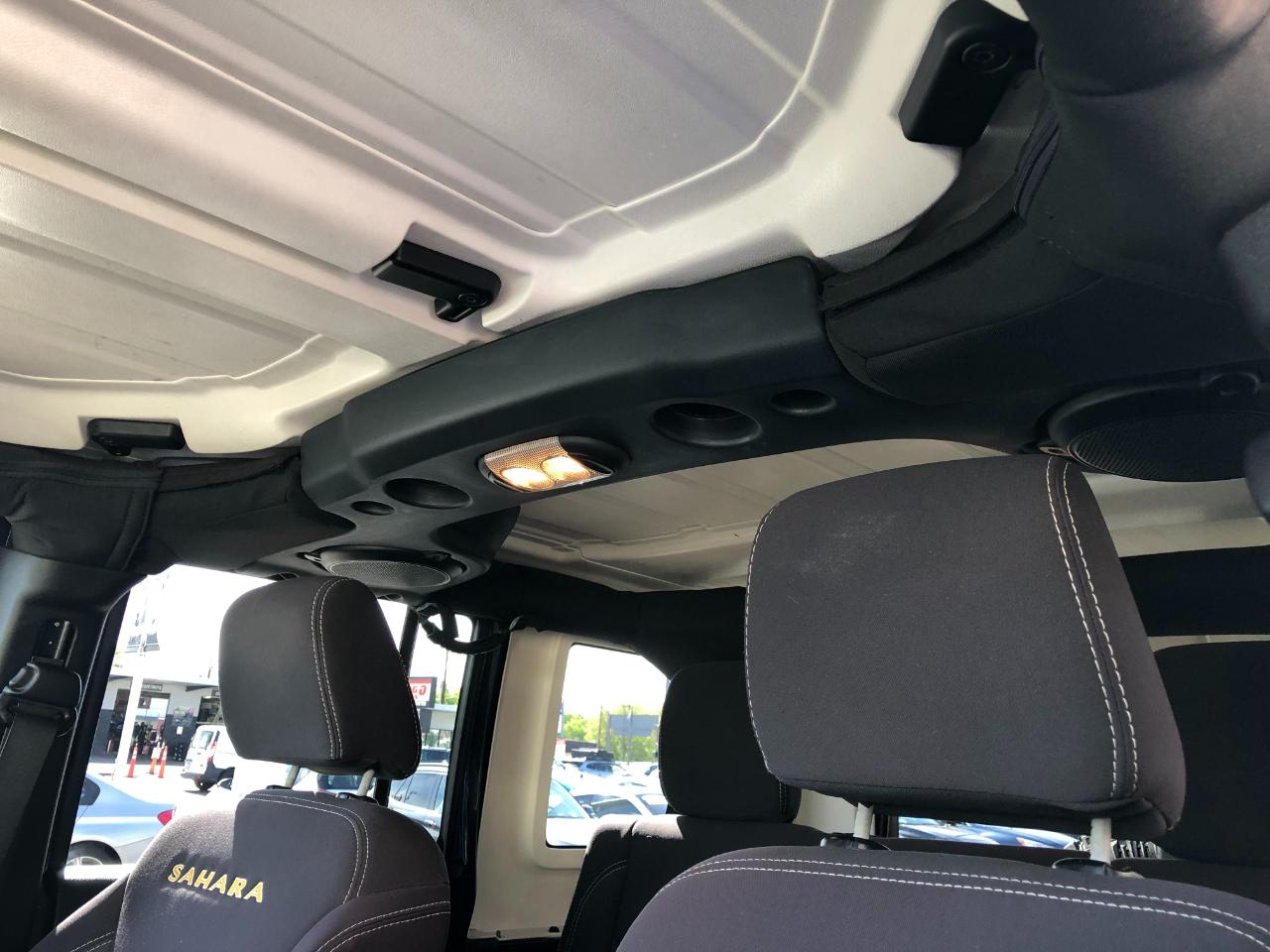 Jeep Wrangler Unlimited Sahara 4WD 2013