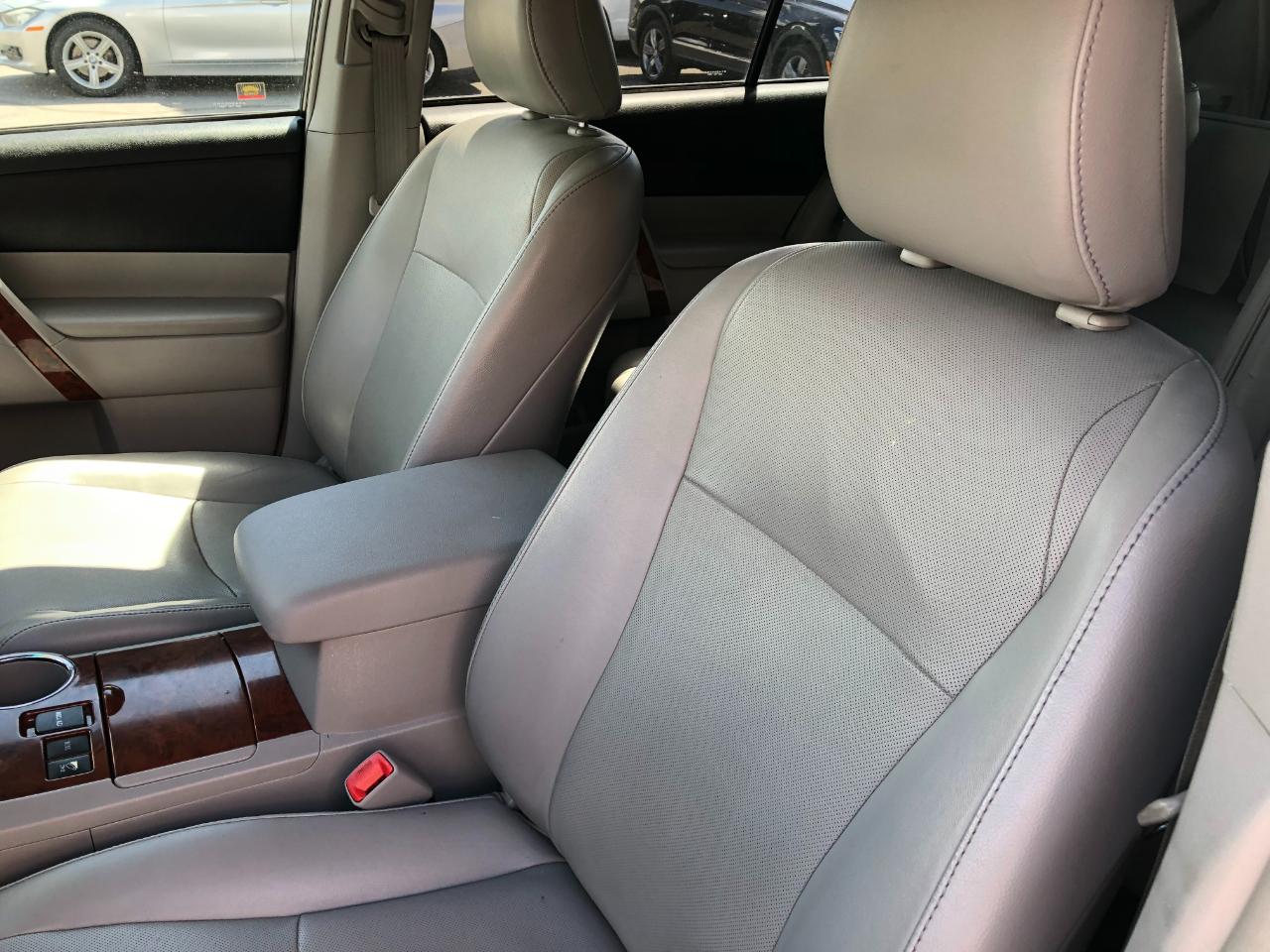 Toyota Highlander Limited 4WD 2012