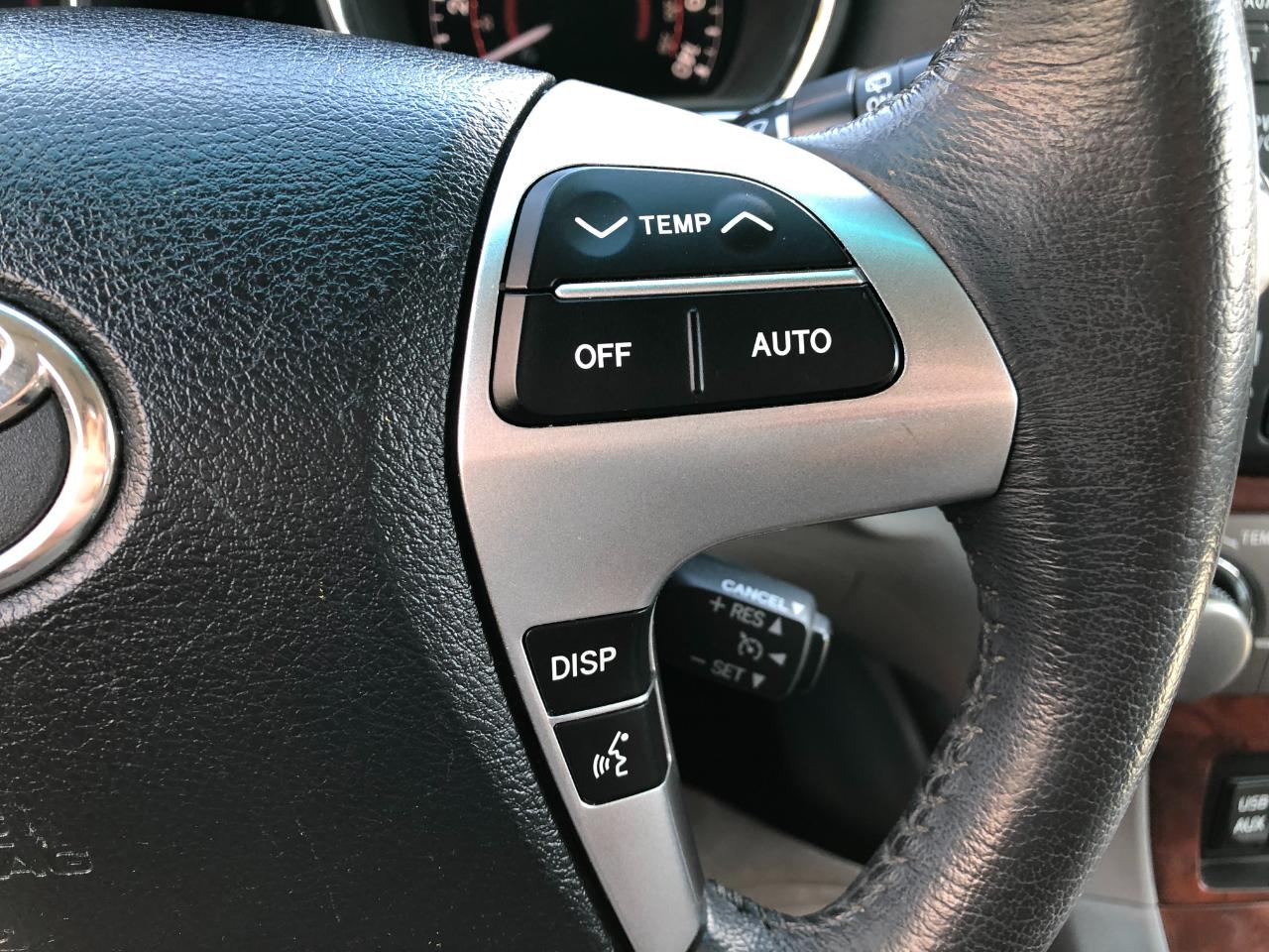 Toyota Highlander Limited 4WD 2012