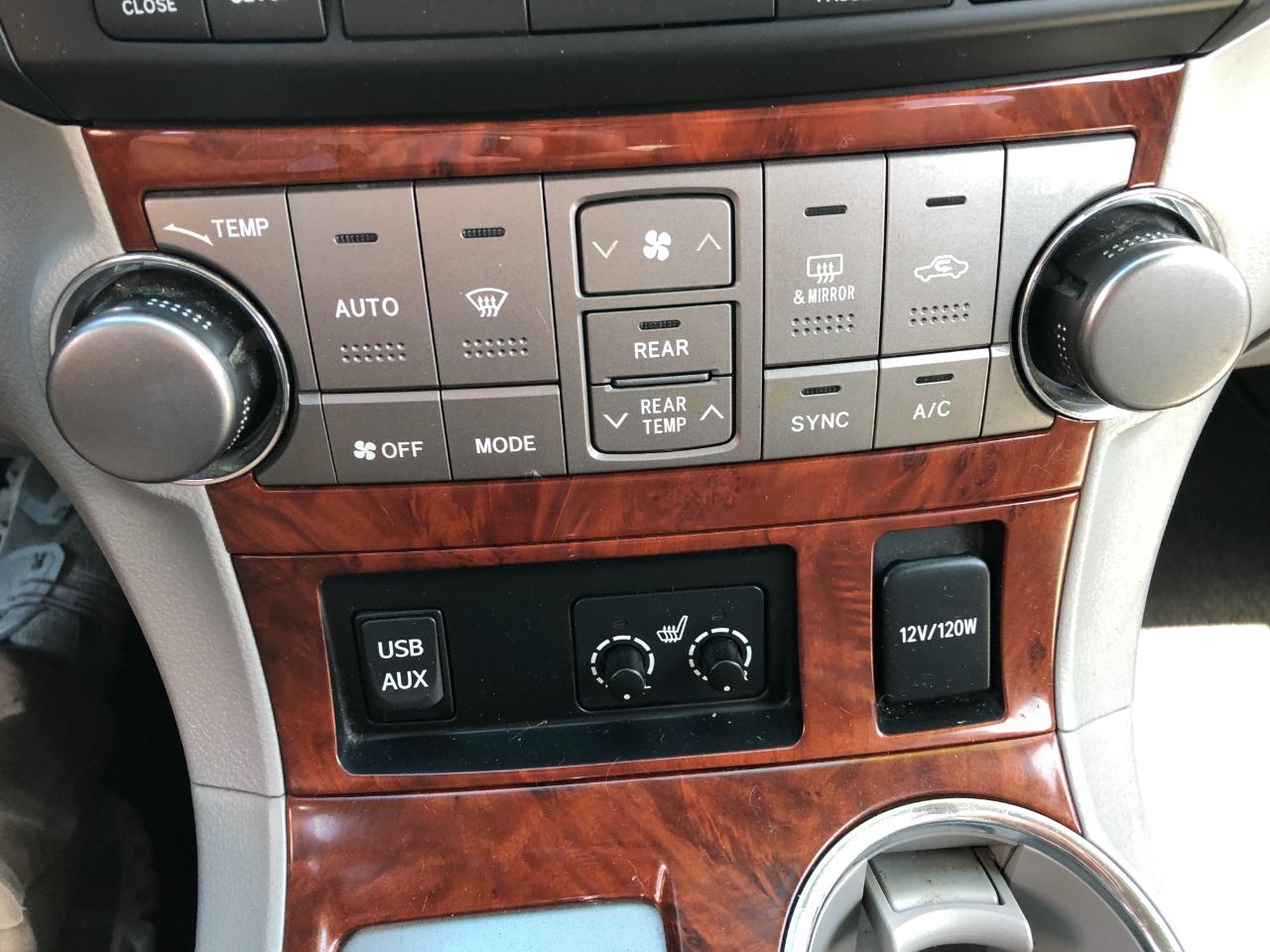 Toyota Highlander Limited 4WD 2012