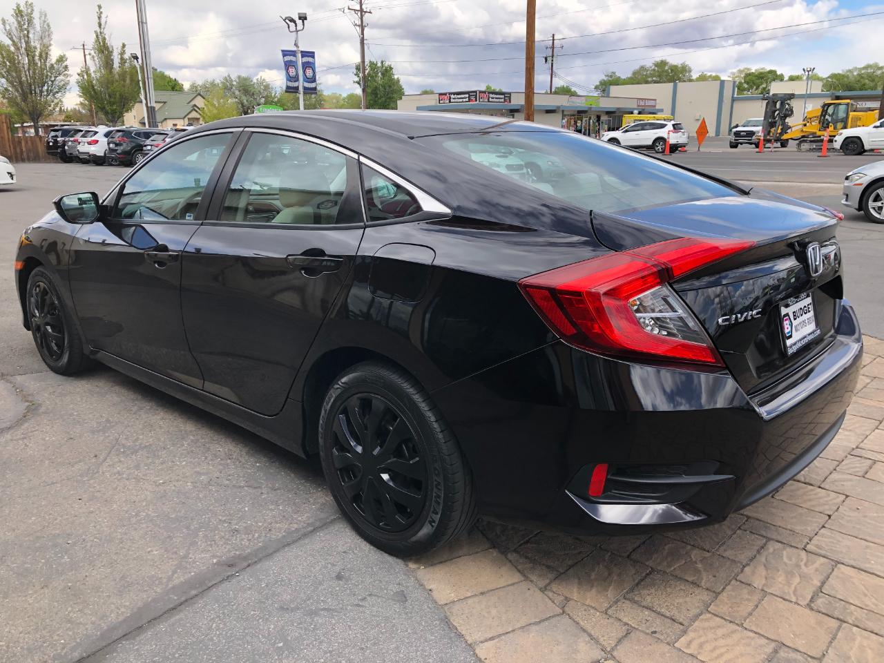 Honda Civic LX Sedan CVT 2016