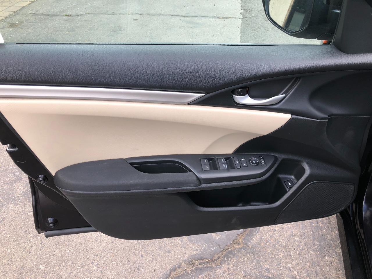 Honda Civic LX Sedan CVT 2016