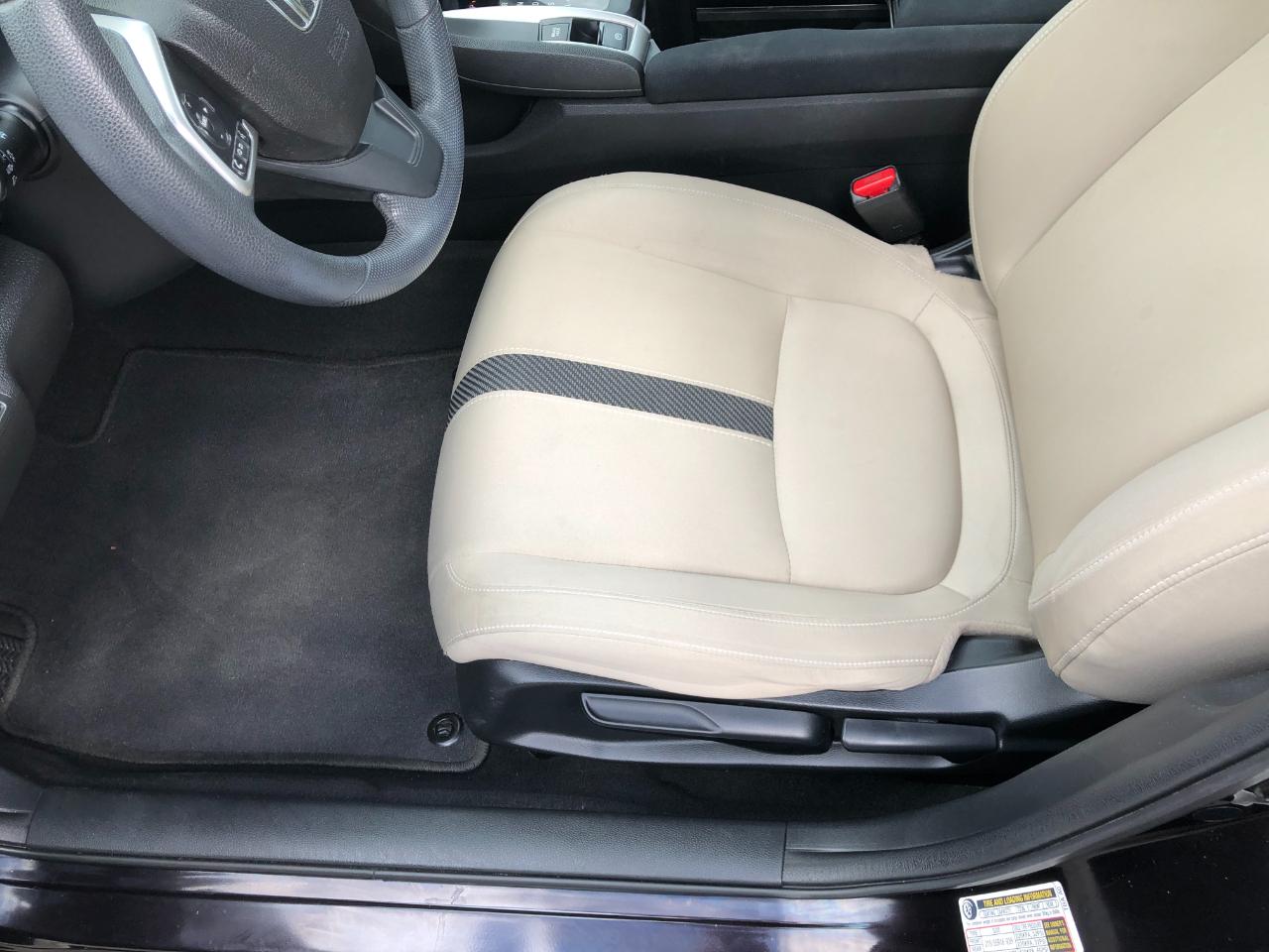 Honda Civic LX Sedan CVT 2016