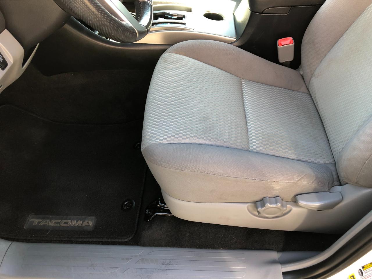 Toyota Tacoma Double Cab V6 4WD 2012