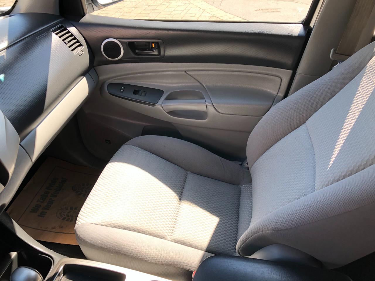 Toyota Tacoma Double Cab V6 4WD 2012