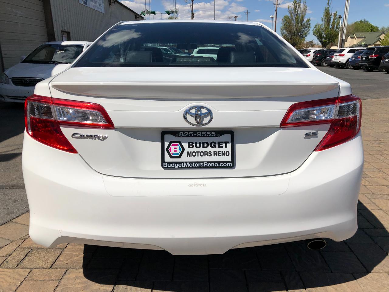Toyota Camry SE 2012