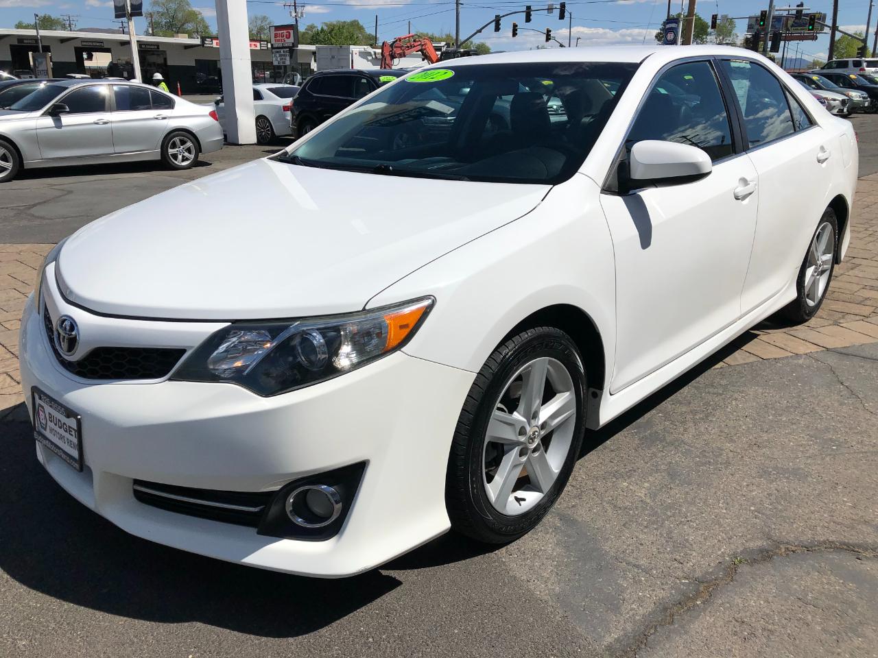 Toyota Camry SE 2012
