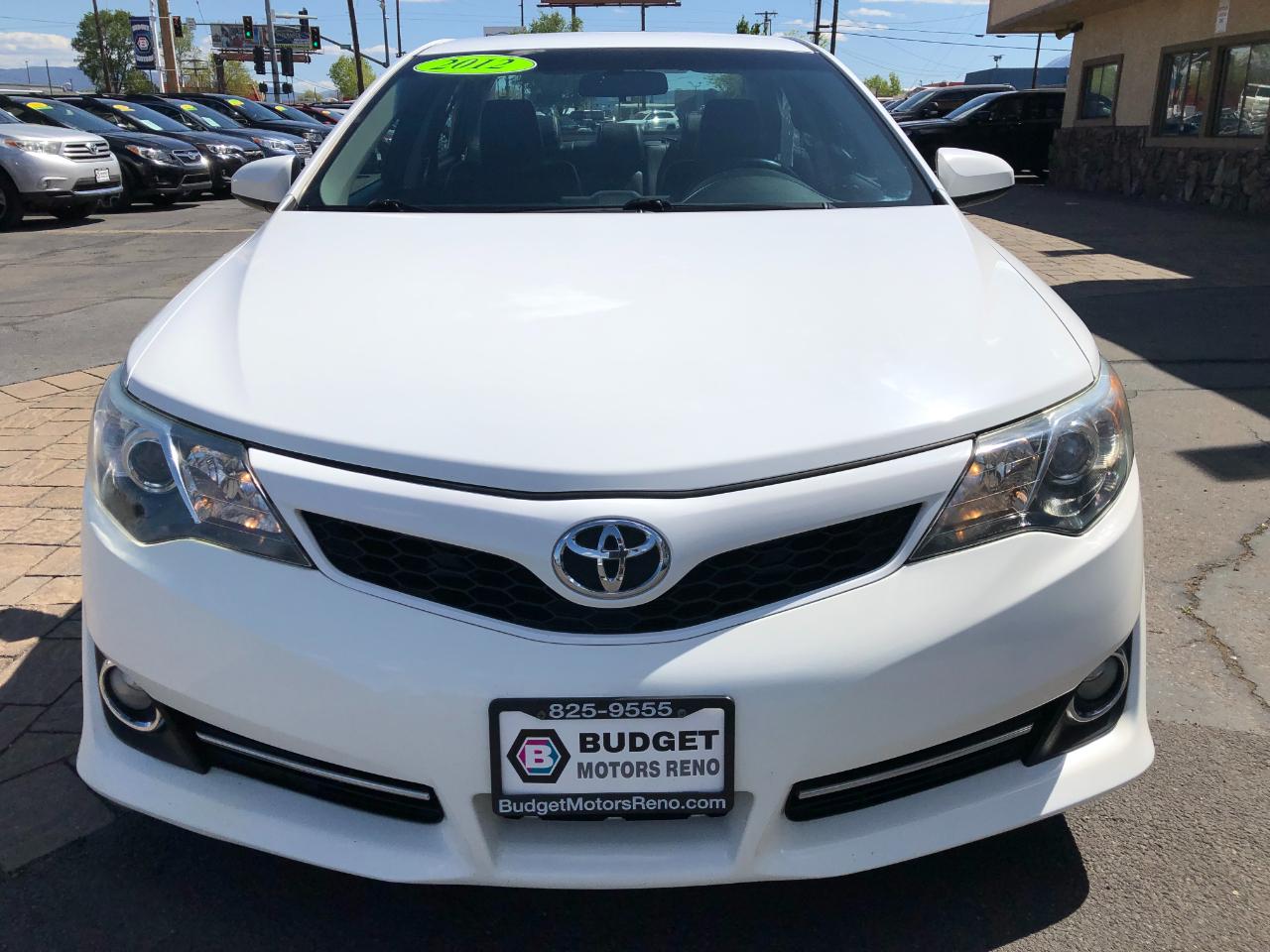 Toyota Camry SE 2012