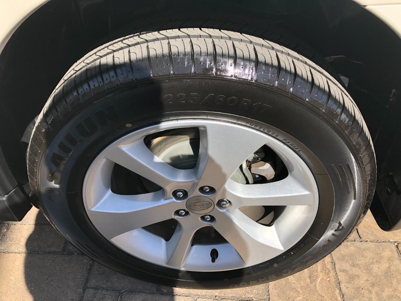 Subaru Outback 2.5i Premium 2014