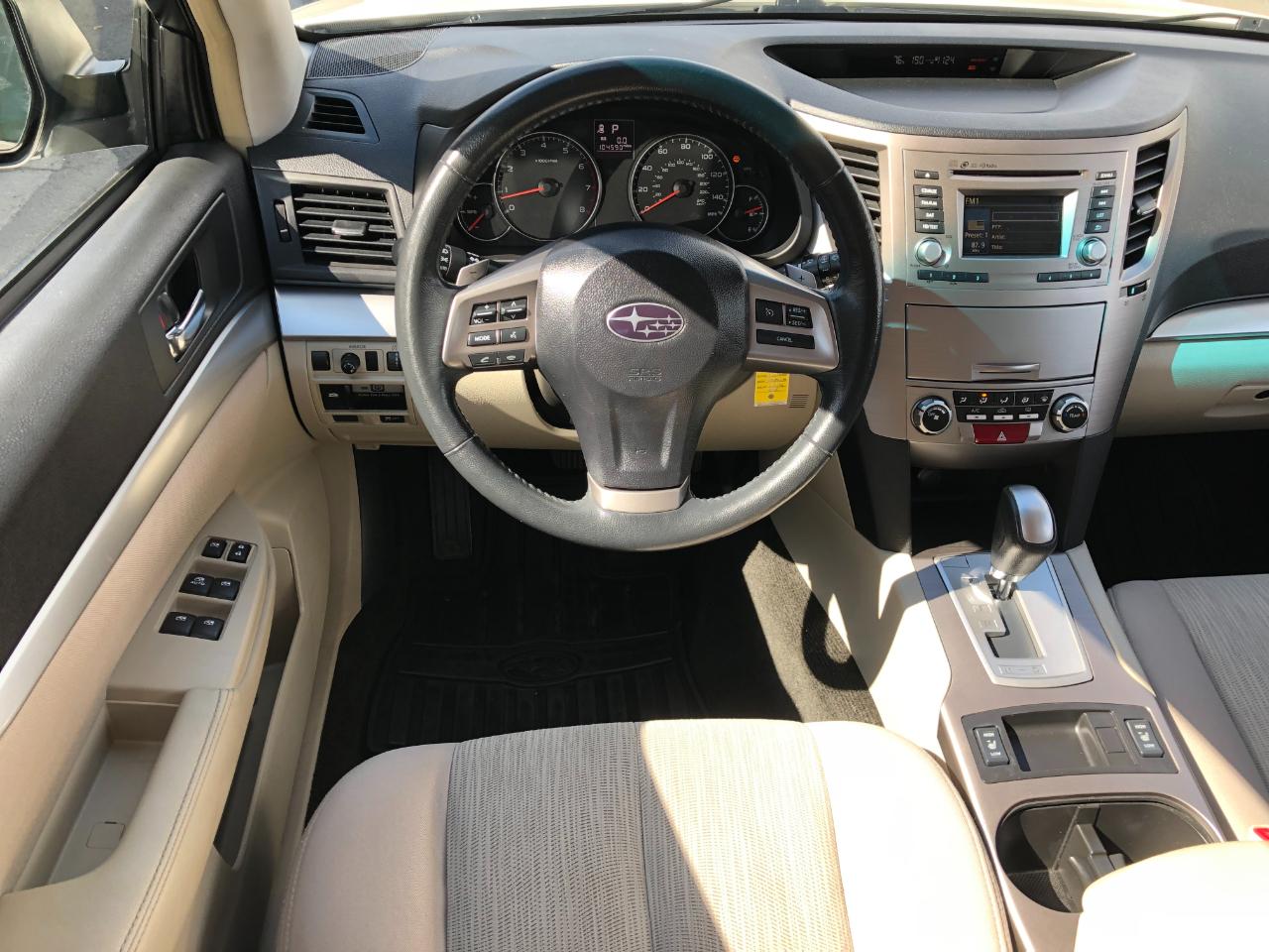 Subaru Outback 2.5i Premium 2014