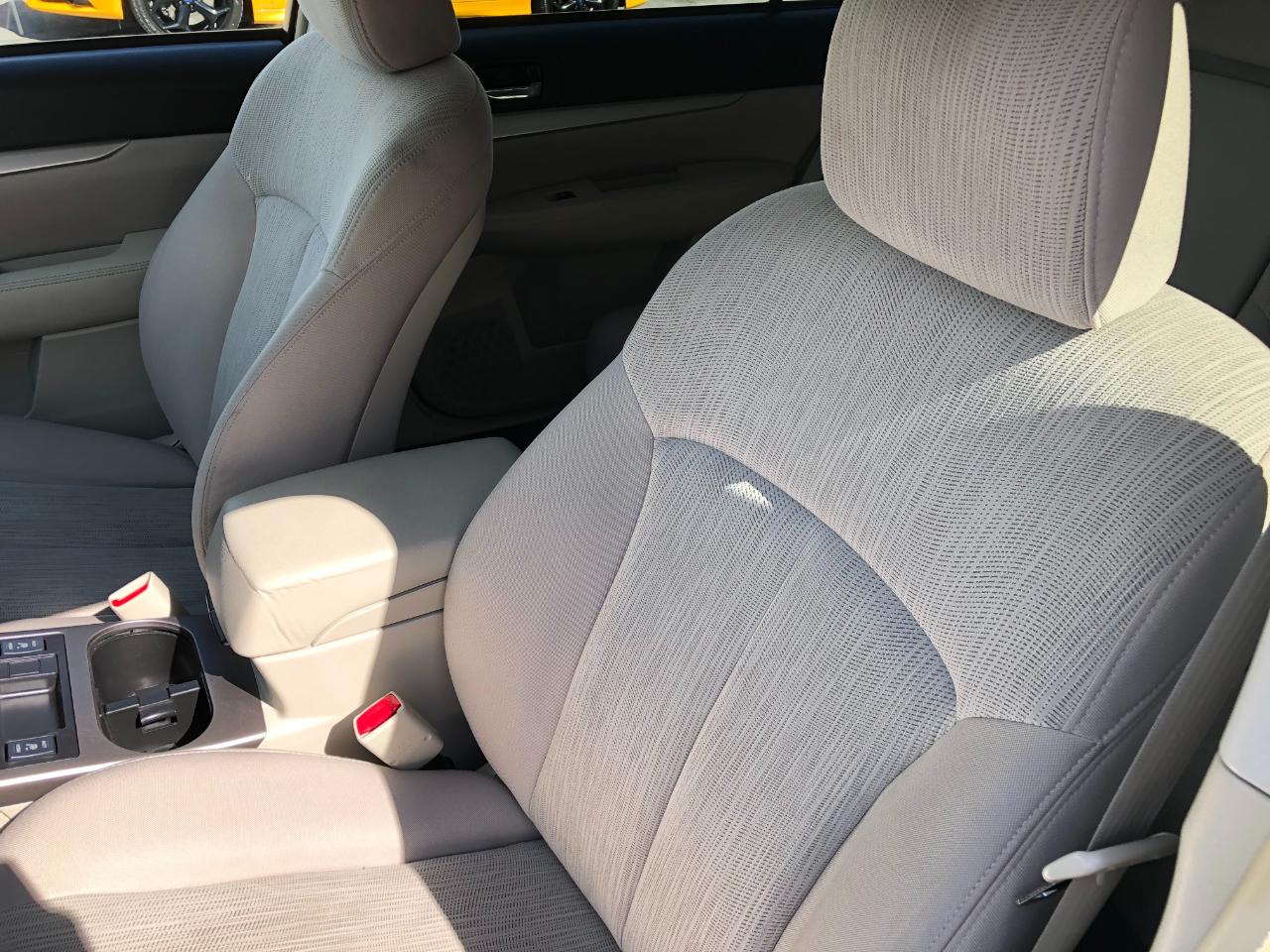 Subaru Outback 2.5i Premium 2014