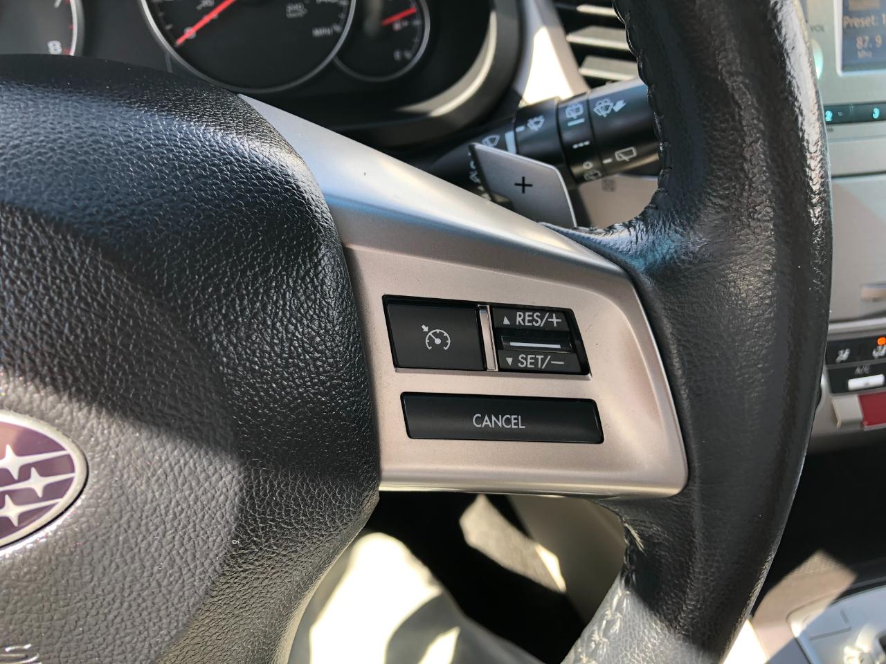 Subaru Outback 2.5i Premium 2014