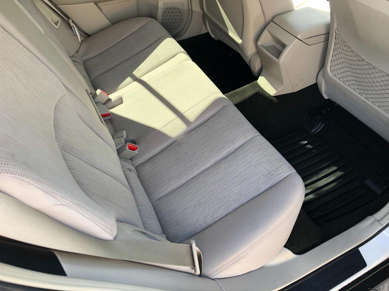 Subaru Outback 2.5i Premium 2014