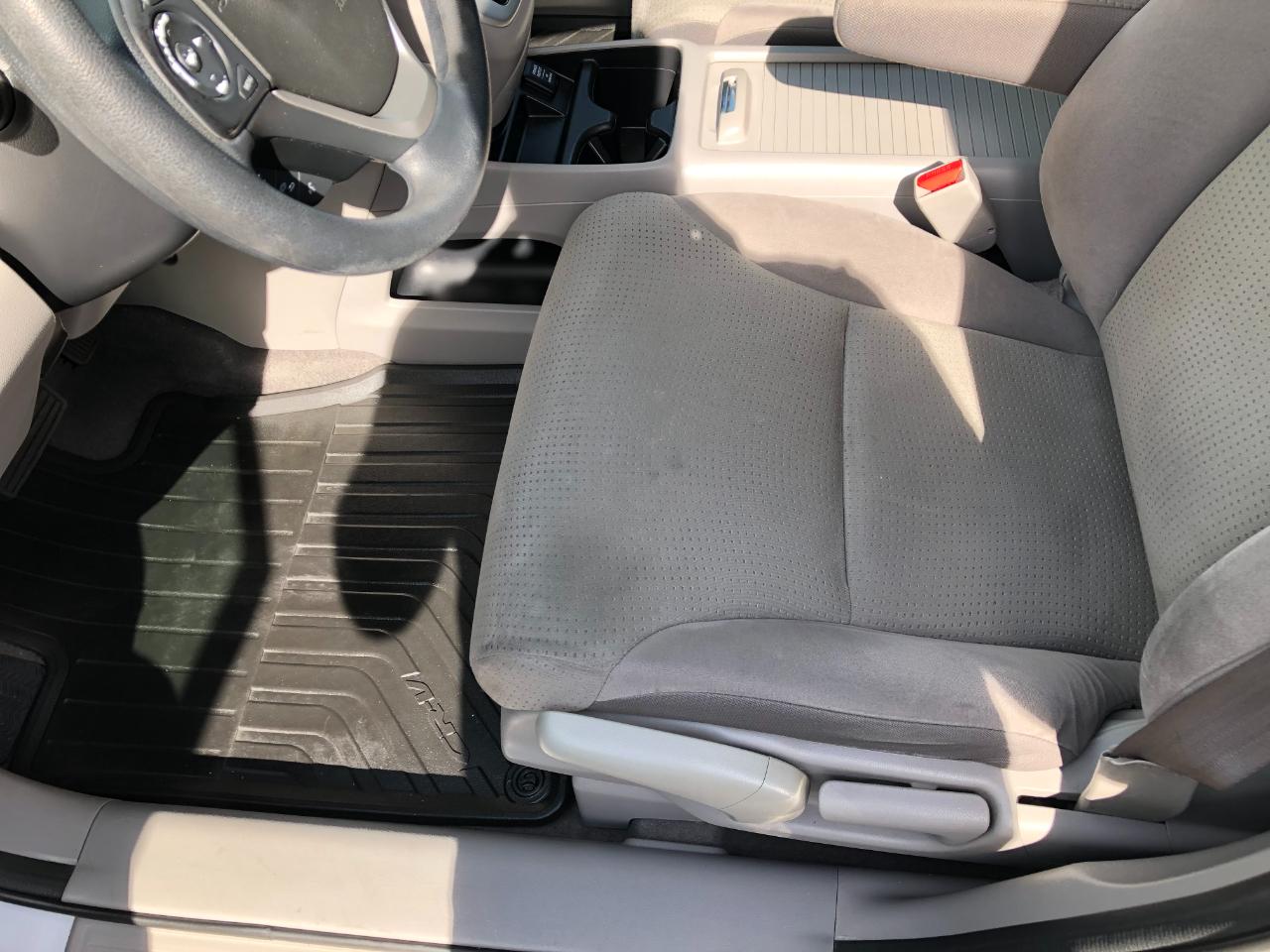 Honda CR-V EX 4WD 5-Speed AT 2012