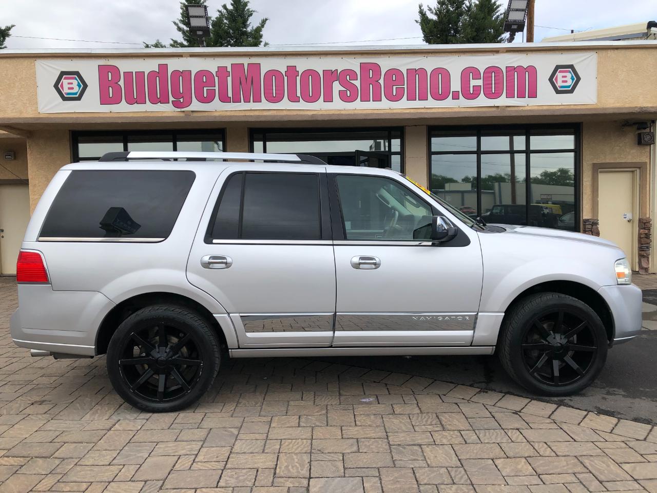 Lincoln Navigator 4WD 2011