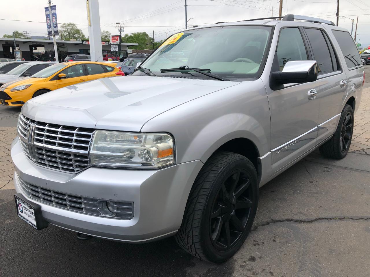Lincoln Navigator 4WD 2011