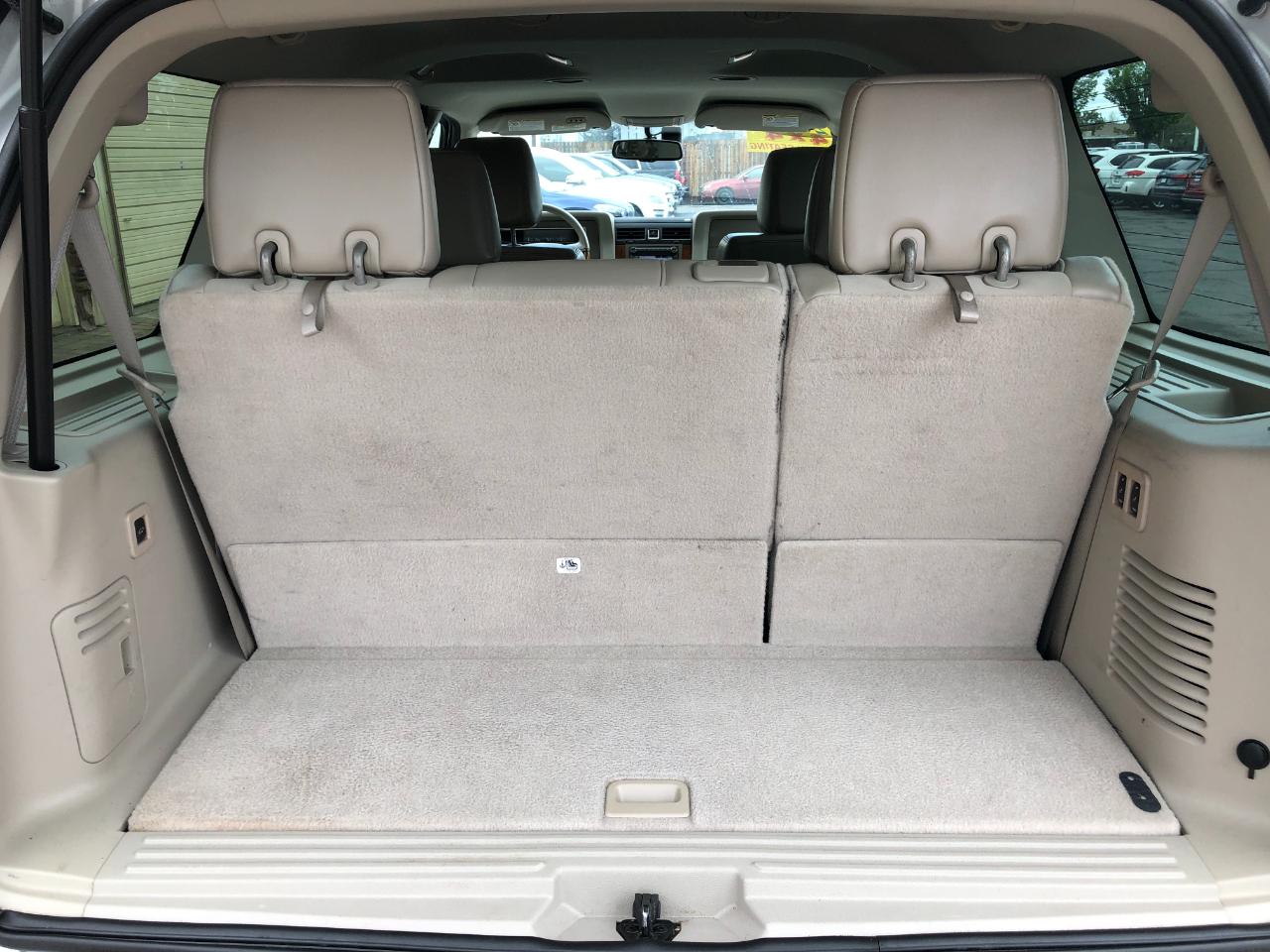 Lincoln Navigator 4WD 2011