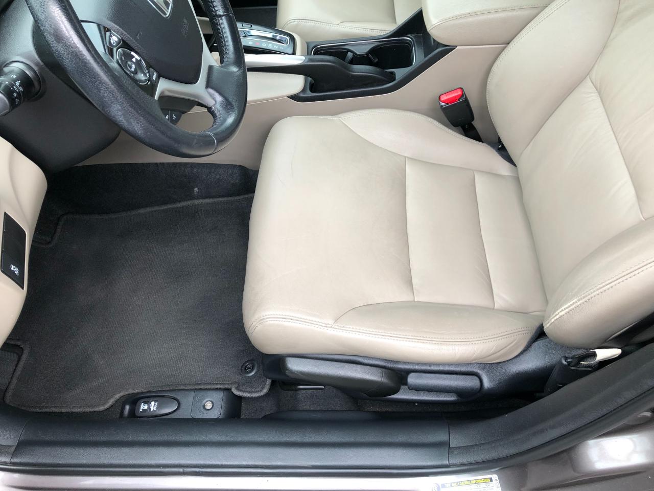 Honda Civic EX-L Sedan 5-Speed AT 2013