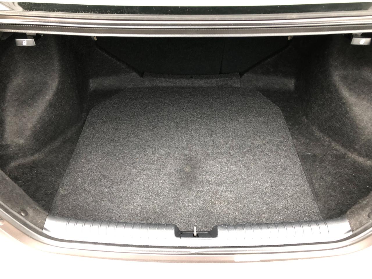 Honda Civic EX-L Sedan 5-Speed AT 2013