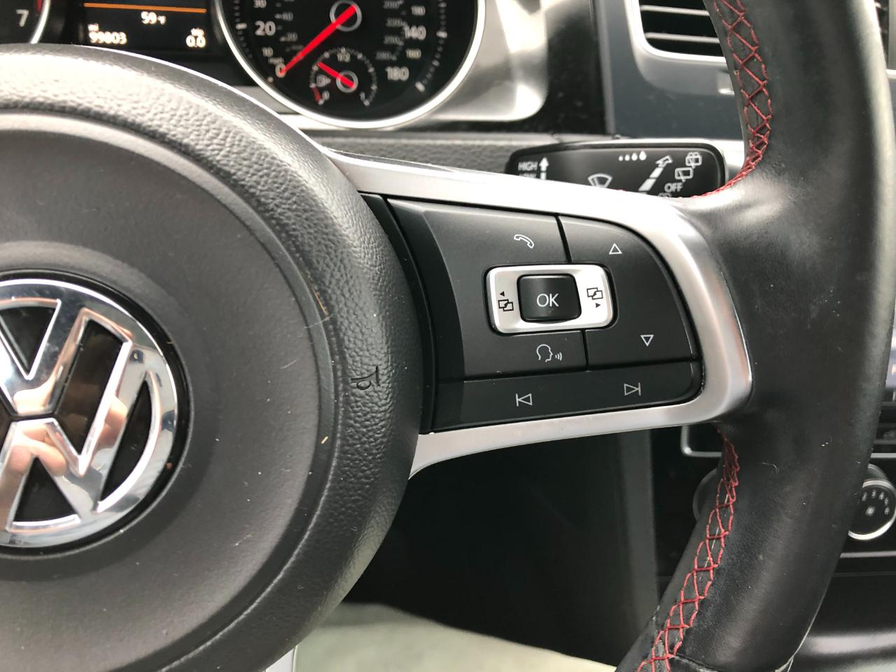 Volkswagen GTI SE 6M 4-Door 2015