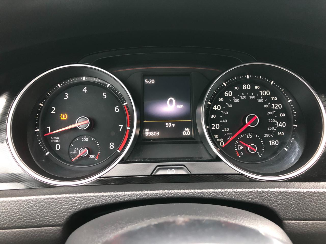 Volkswagen GTI SE 6M 4-Door 2015