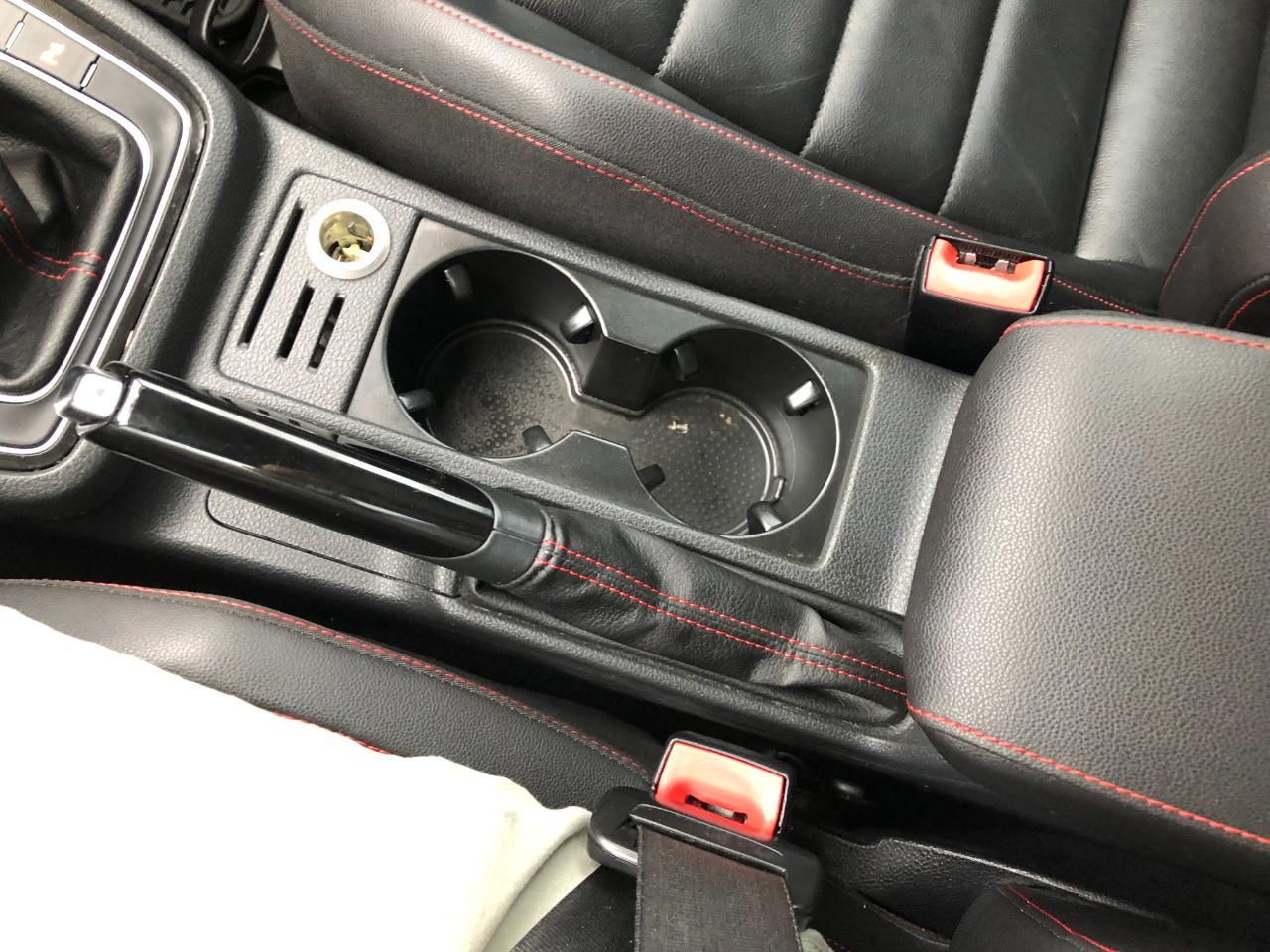 Volkswagen GTI SE 6M 4-Door 2015