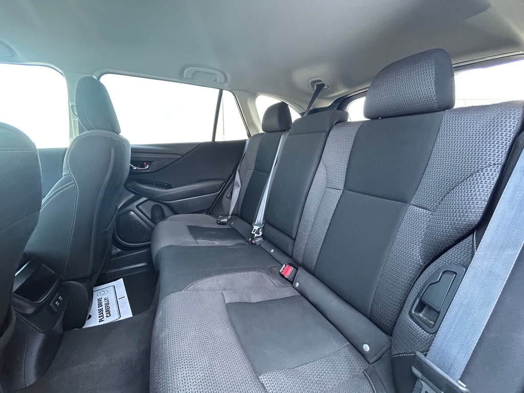 Subaru Outback  2021