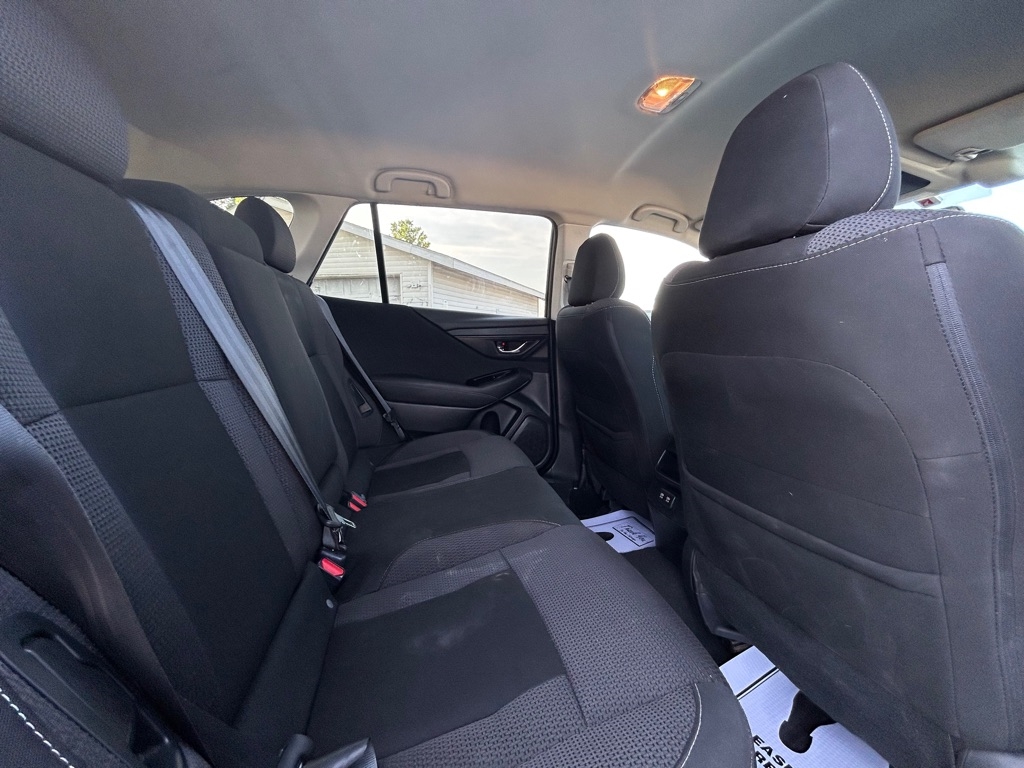 Subaru Outback  2021