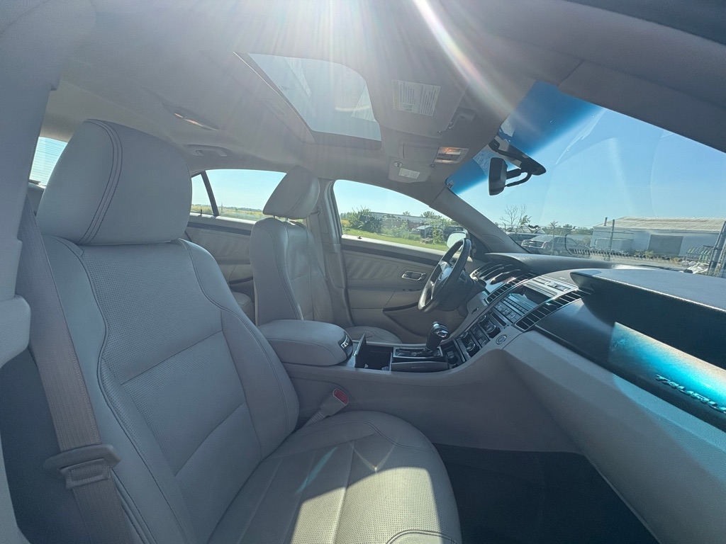 Ford Taurus  2011 Ford Taurus  2011