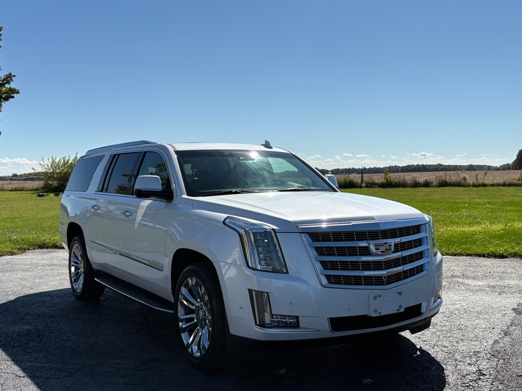 2019 Cadillac Escalade ESV LUXURY