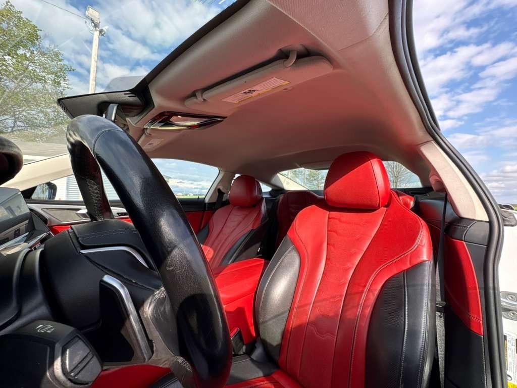 BMW 8-Series  2020
