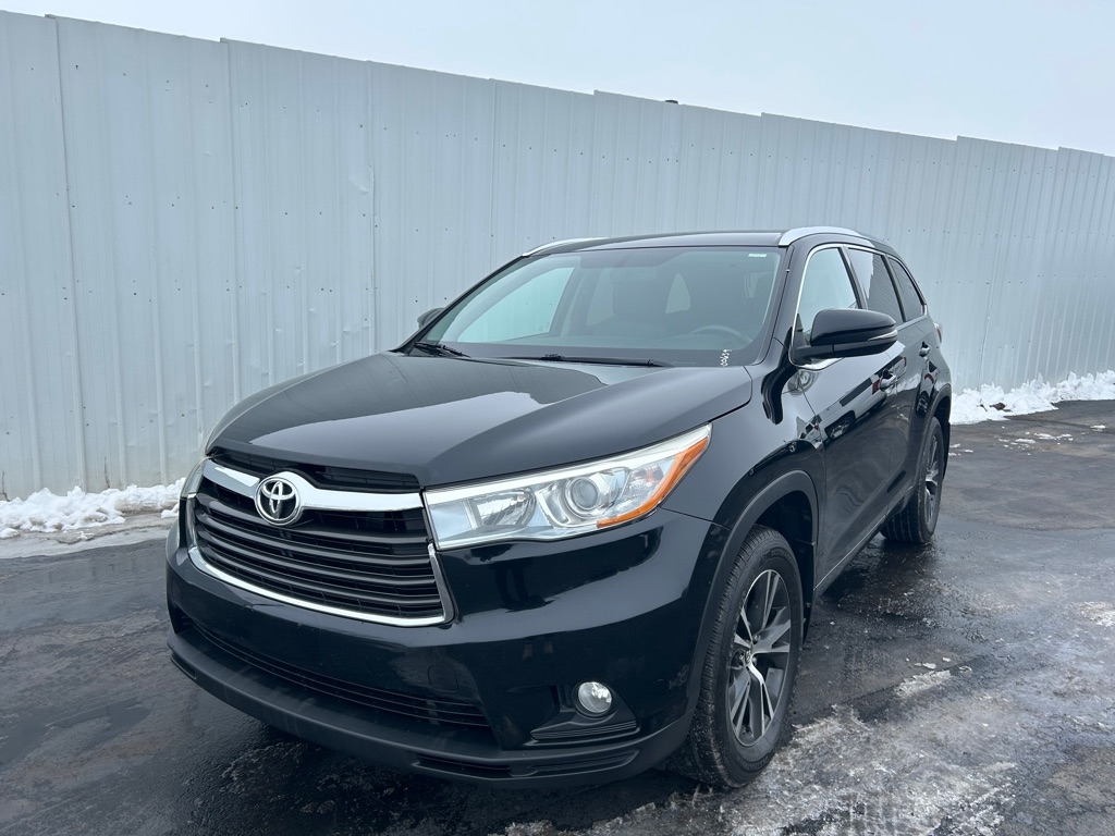 2016 Toyota Highlander XLE's photo