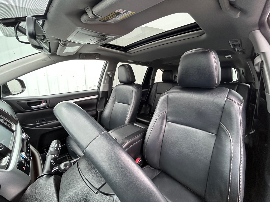 Toyota Highlander  2016