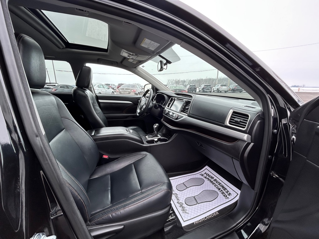 Toyota Highlander  2016